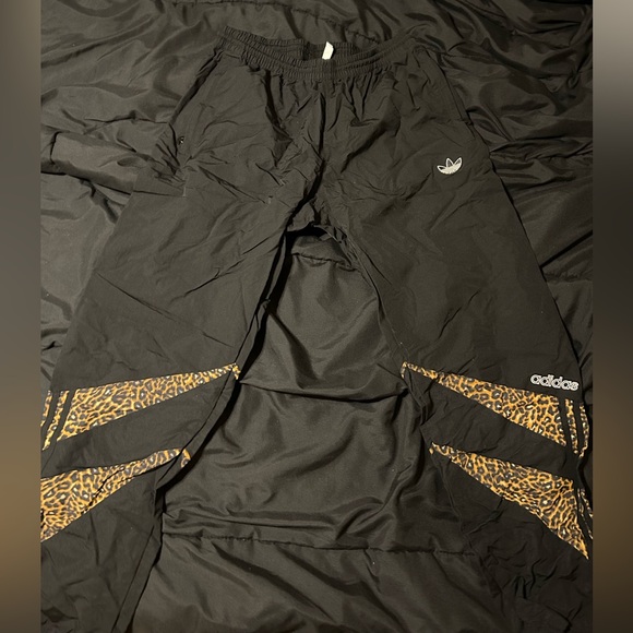 Vintage Adidas Cheetah Print Joggers - Picture 2 of 4
